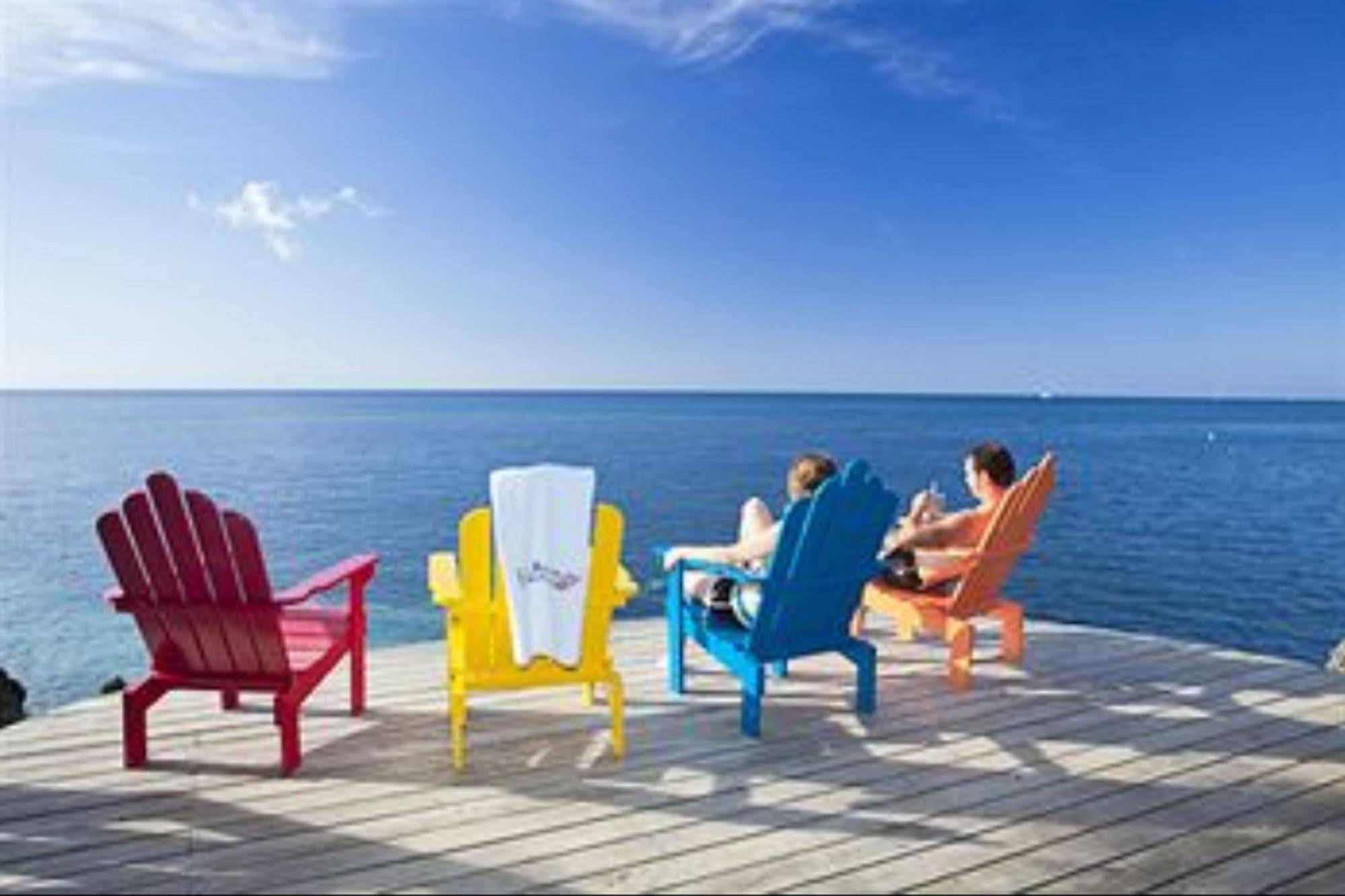 Las Rocas Resort And Dive Center West Bay Esterno foto